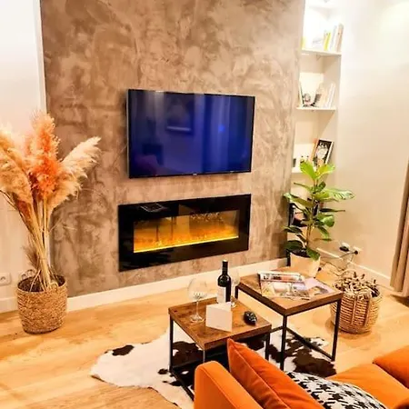 Center - Beautiful & Cosy Flat 아파트 파리